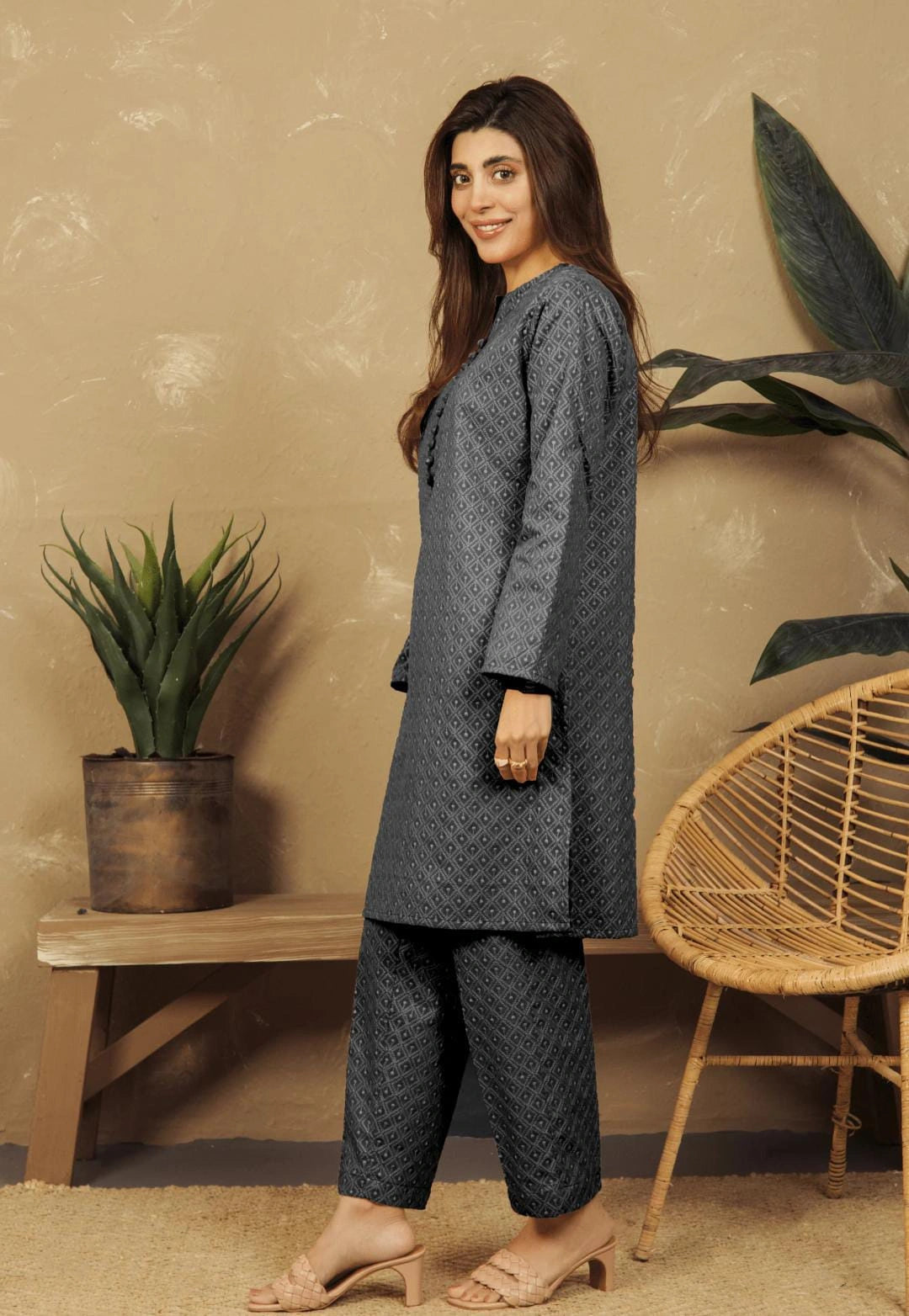 Dark Grey Unstitched Chikankari 2-pcs Suit for Women| Classic Embroidery NT-WU2