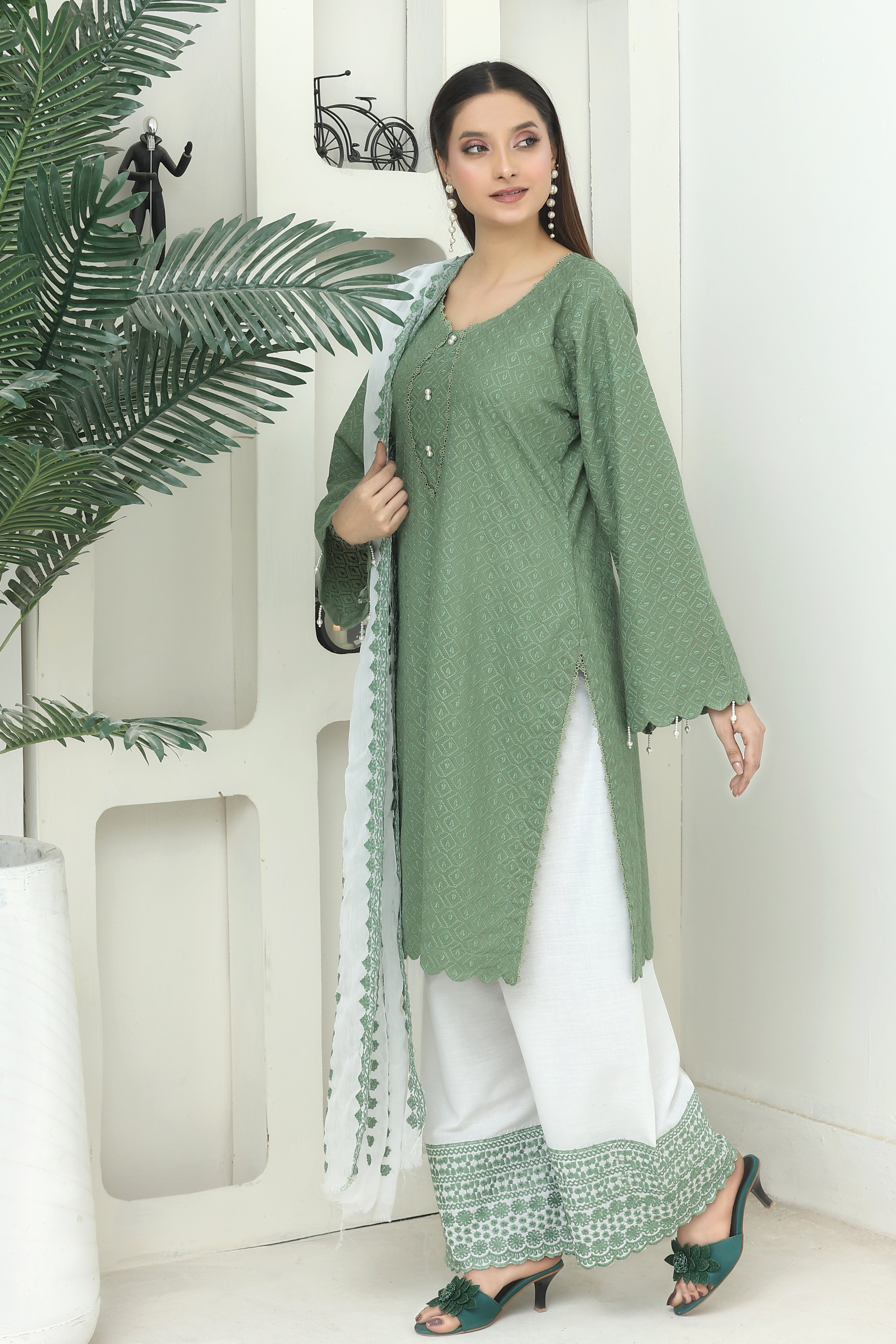 Premium Chikankari Unstitched 3pcs suit