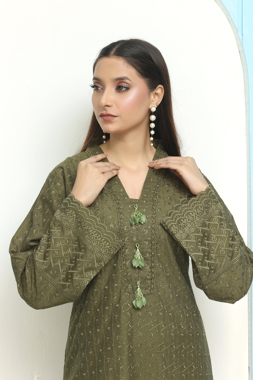 Zaytun Premium Chikankari Ready-to-Wear 2pcs suit